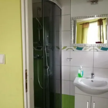 Szalas Muflon - Mufflonhuette مزرعة للإقامة يلينيا غورا